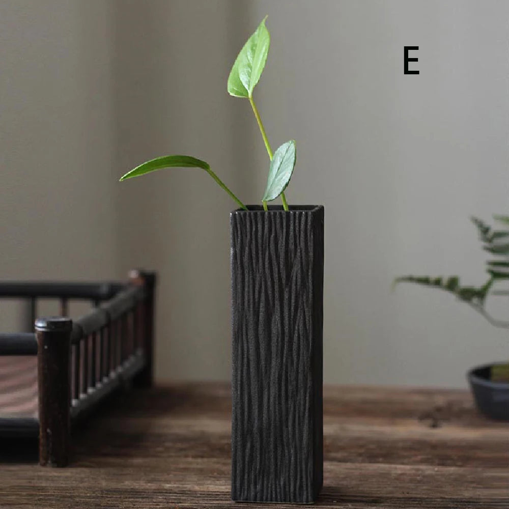 Celeste Ceramic Vase – Minimalist Nordic Living Room & Dining Table Decor