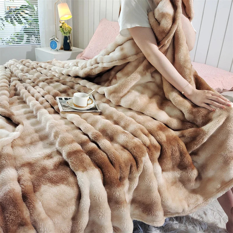 Gradient Bubble Fleece Throw Blanket – Soft Plush Faux Rabbit Fur