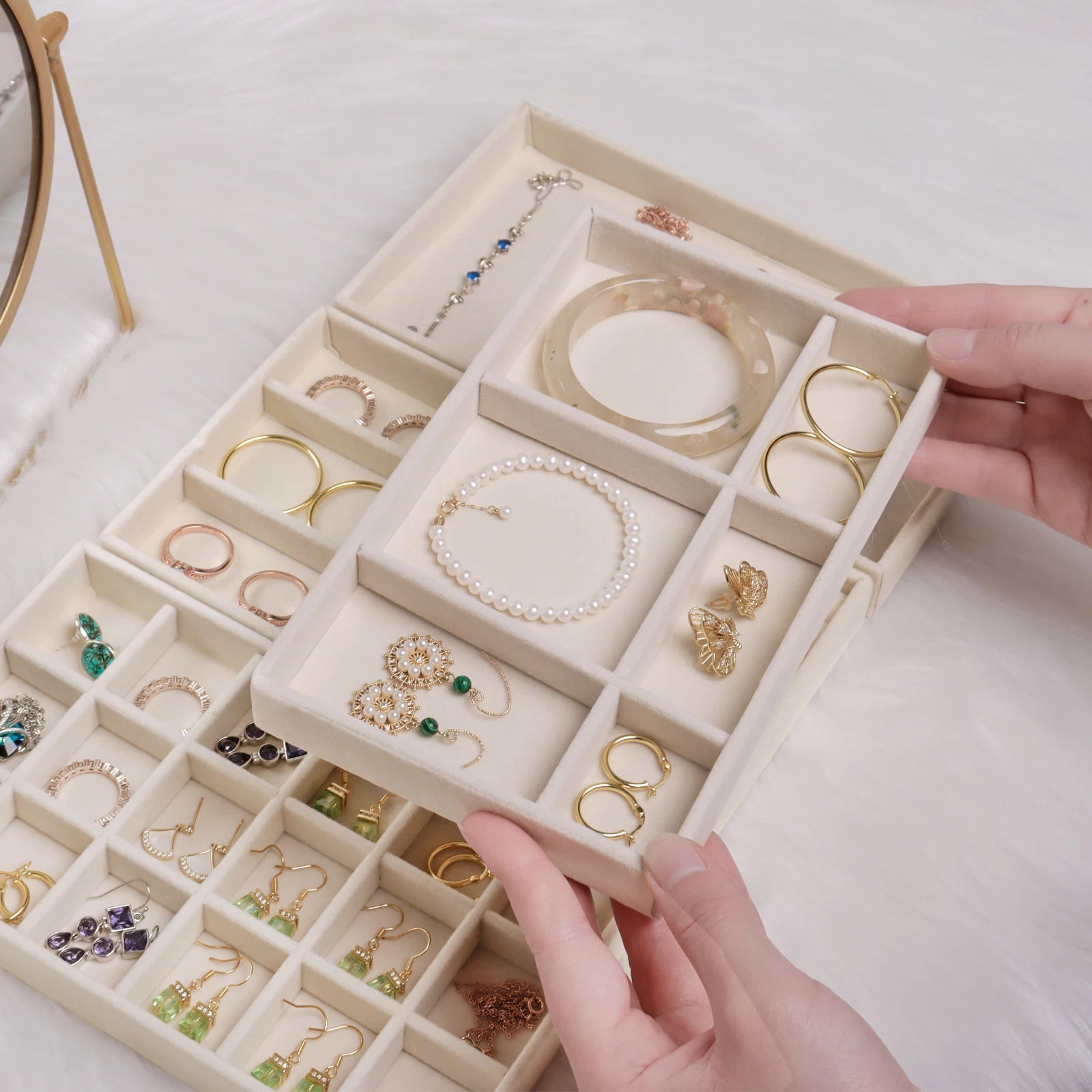 Velvet Jewelry Box Tray Drawer Organizer for Rings Earrings Necklaces Bracelets