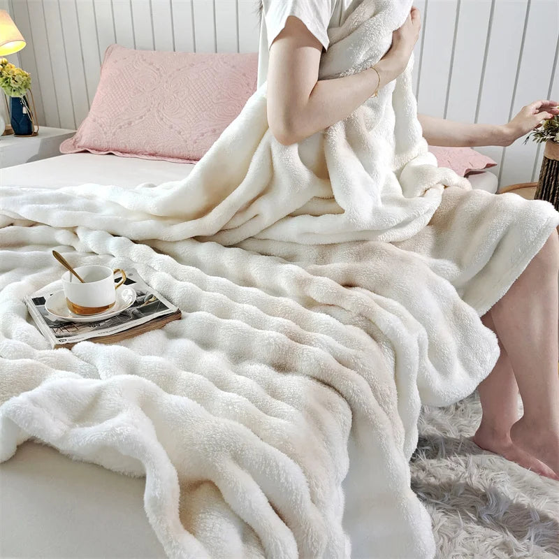 Gradient Bubble Fleece Throw Blanket – Soft Plush Faux Rabbit Fur